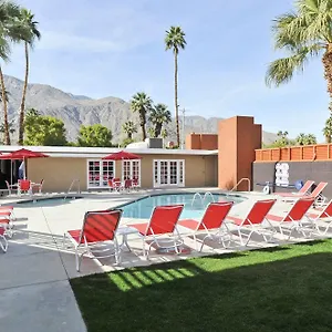 Hotel Bearfoot - Clothing Optional For Gay Men